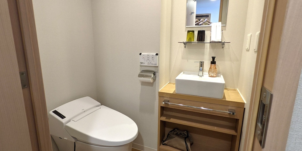 エコノミー ツインルーム 禁煙 バスルーム1 | ホテルSUI京都清水