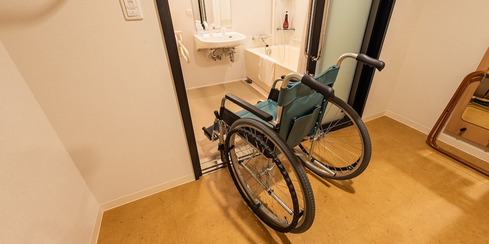 ユニバーサルツインルーム 禁煙 バスルーム1 | ホテルSUI京都清水