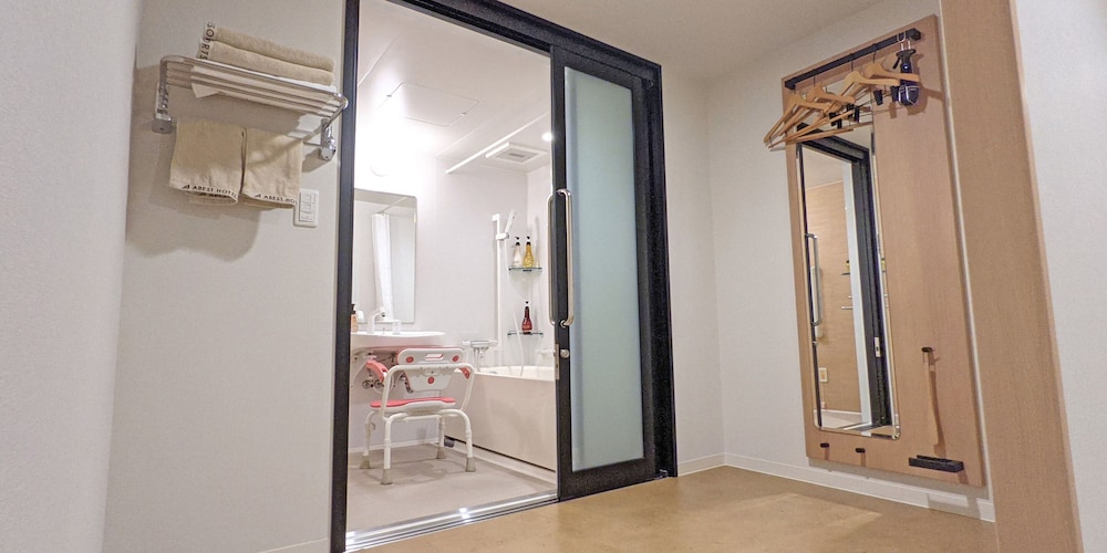 ユニバーサルツインルーム 禁煙 バスルーム0 | ホテルSUI京都清水