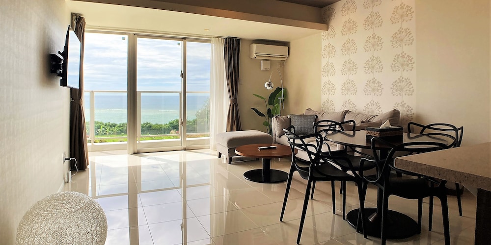 スタンダード コンドミニアム 禁煙 | 真栄田グランブルー 403