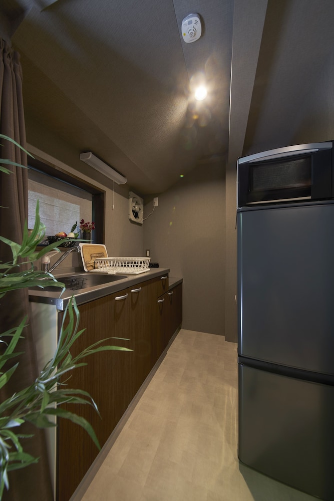 ファミリー ルーム 禁煙 専用キッチン0 | おやど紀伊国屋 丸山町