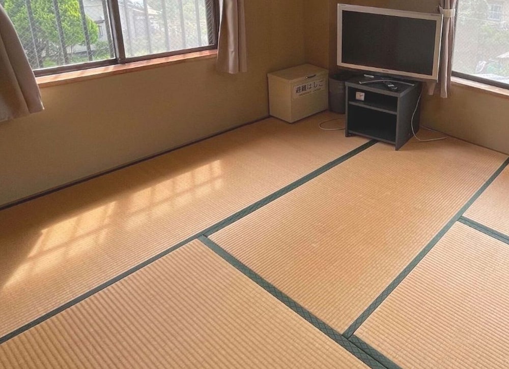 スーペリア ツインルーム 禁煙 客室2 | 犬といっしょ 磯時計