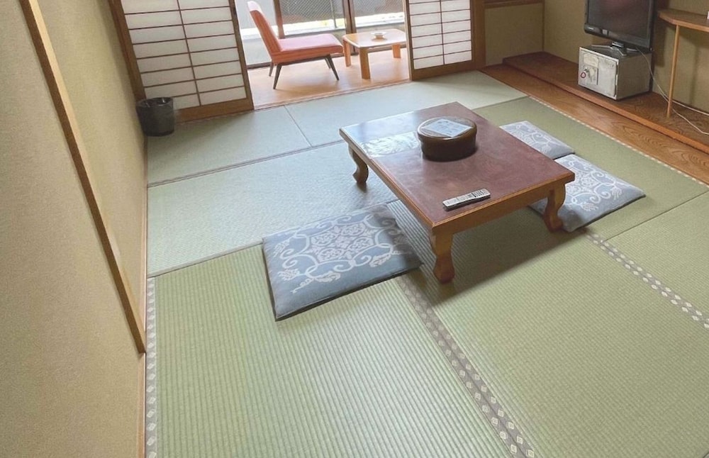 スタンダード トリプルルーム 禁煙 客室3 | 犬といっしょ 磯時計