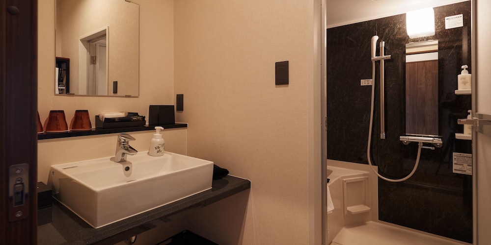 ジュニア スイート 禁煙 バスルーム4 | THE GRAND HOTEL GINOWAN