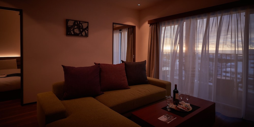 ジュニア スイート 禁煙 客室18 | THE GRAND HOTEL GINOWAN