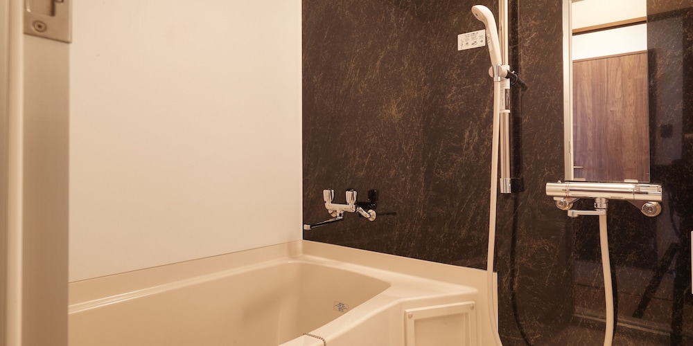 ジュニア スイート 禁煙 バスルーム0 | THE GRAND HOTEL GINOWAN