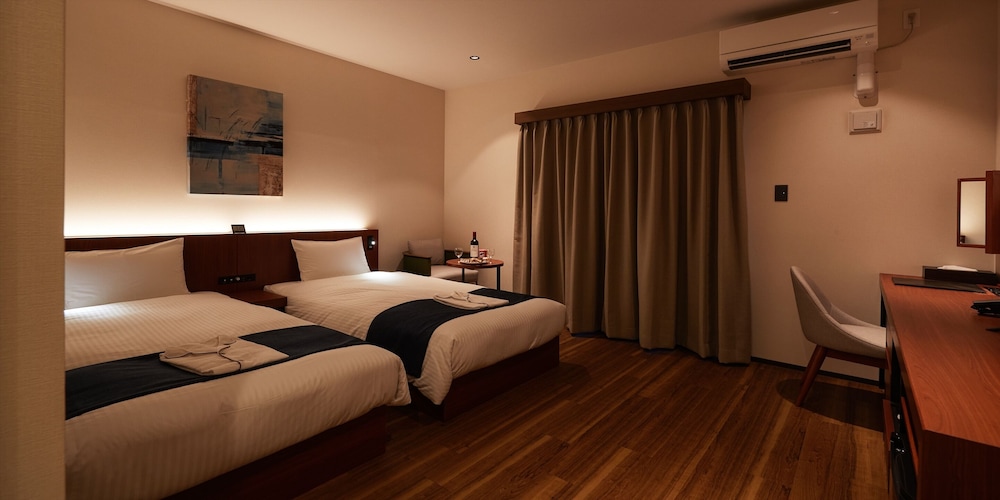 デラックス ツインルーム 禁煙 客室16 | THE GRAND HOTEL GINOWAN