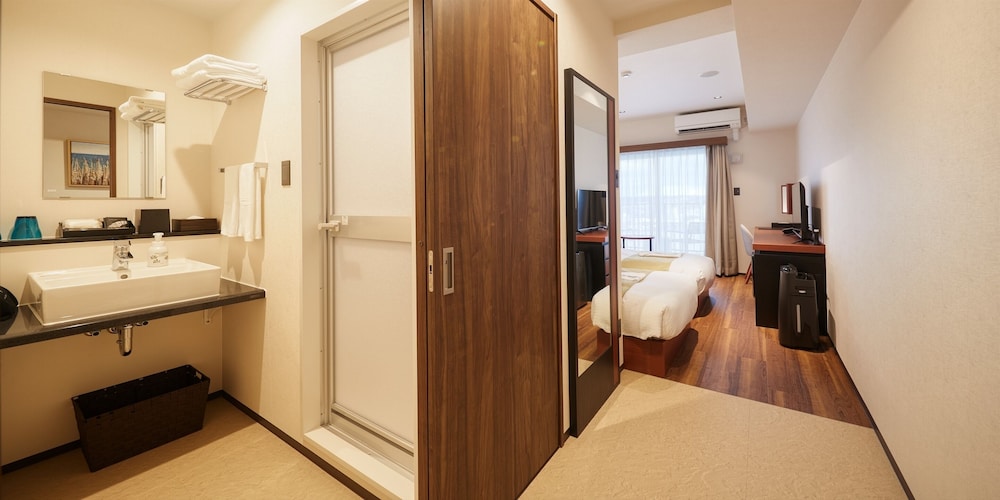 スーペリア ツインルーム 禁煙 客室5 | THE GRAND HOTEL GINOWAN
