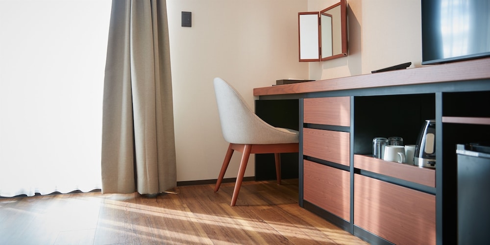 デラックス ツインルーム 禁煙 客室8 | THE GRAND HOTEL GINOWAN