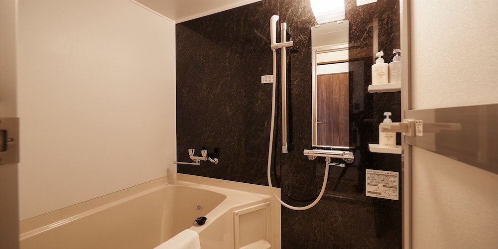 ジュニア スイート 禁煙 バスルーム8 | THE GRAND HOTEL GINOWAN