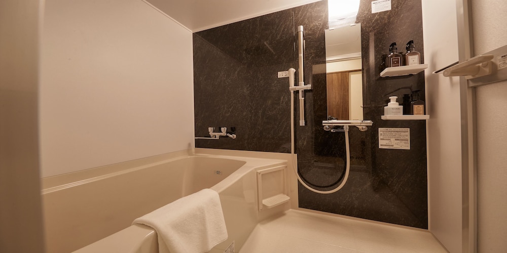 デラックス スイート 禁煙 バスルーム0 | THE GRAND HOTEL GINOWAN