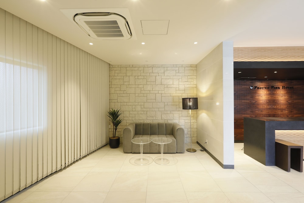 フロント1 | フェニックス パーク ホテル