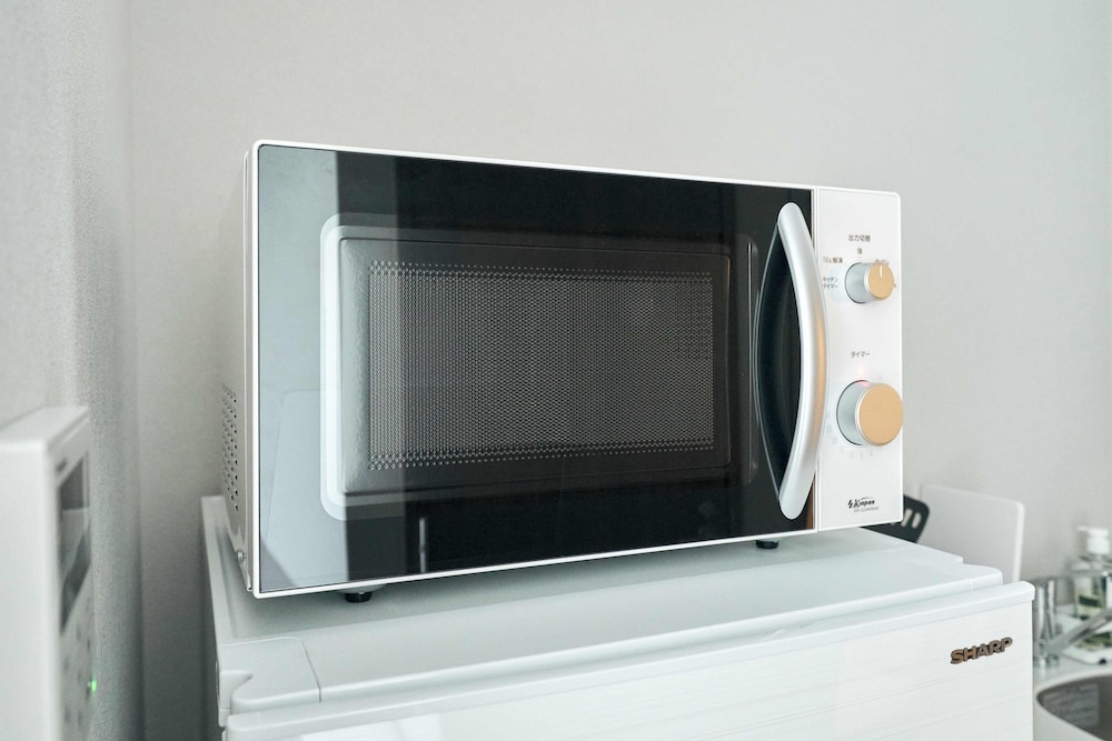 [スタンダード6ベッド] 洗い場付きバス/45平米 禁煙 電子レンジ0 | Rakuten STAY那覇やちむん通り