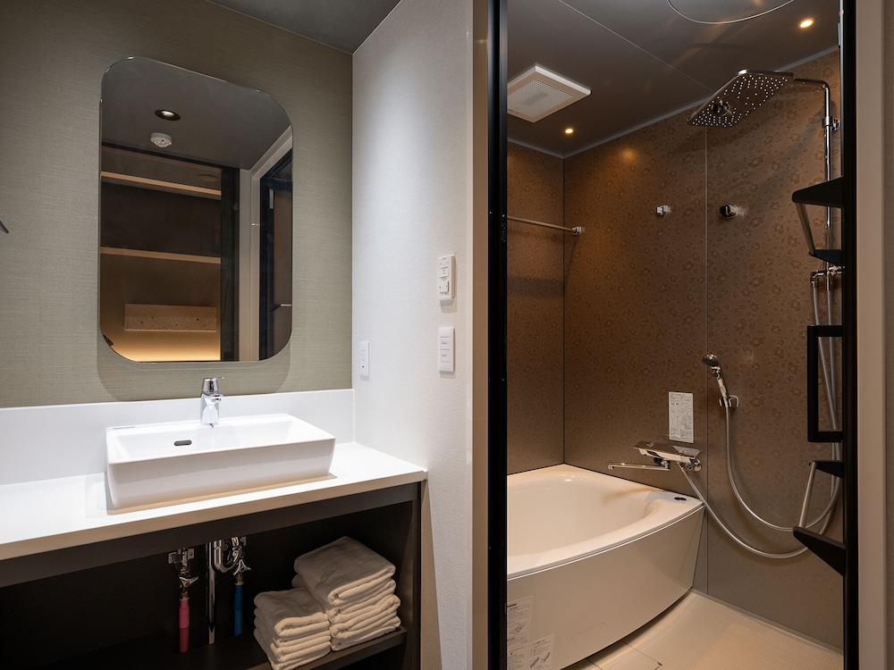 2ベッドルームスイート 4人用 禁煙 バスルーム5 | MIMARU SUITES 京都CENTRAL