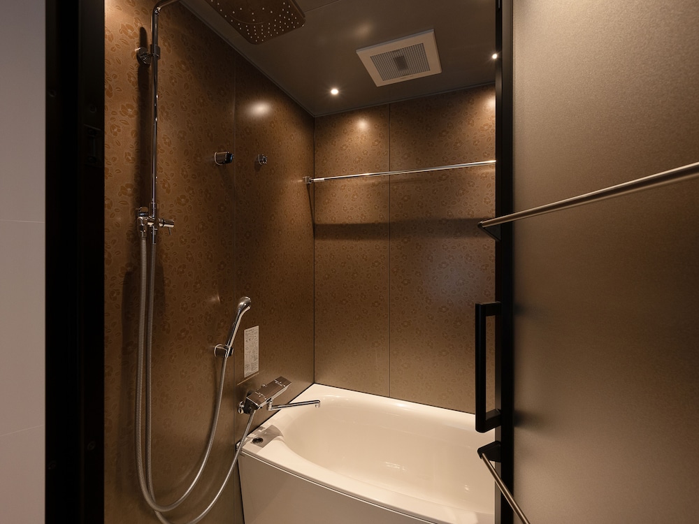 2ベッドルームスイート 4人用 禁煙 バスルーム2 | MIMARU SUITES 京都CENTRAL
