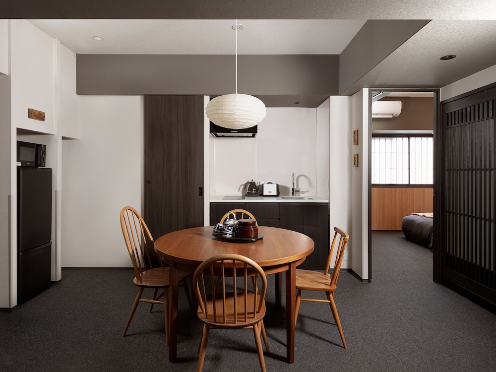 プレミアム2ベッドルームスイート 4人用 禁煙 専用キッチン0 | MIMARU SUITES 京都CENTRAL