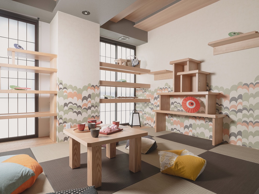2ベッドルームジャパニーズスイート 6人用 禁煙 リビング エリア0 | MIMARU SUITES 京都CENTRAL