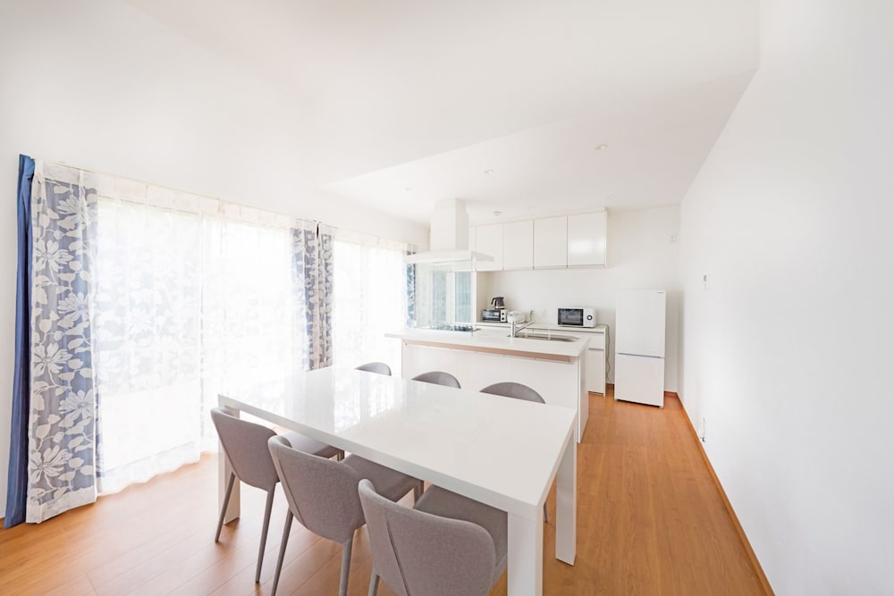 ヴィラ 3 ベッドルーム 禁煙 専用キッチン6 | ヴィラ カプリ 宮古島