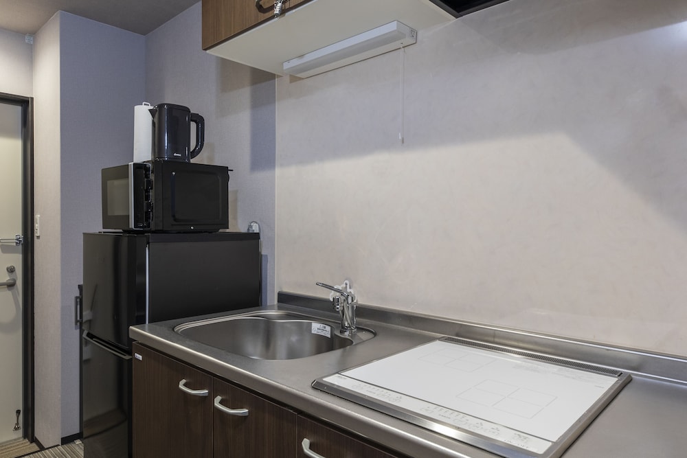 トリプルルーム 禁煙 専用キッチン1 | 東福寺リバーサイド