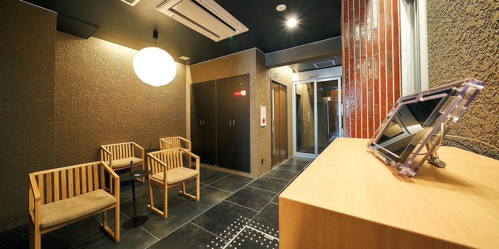 ロビー1 | Rakuten STAY 博多祇園