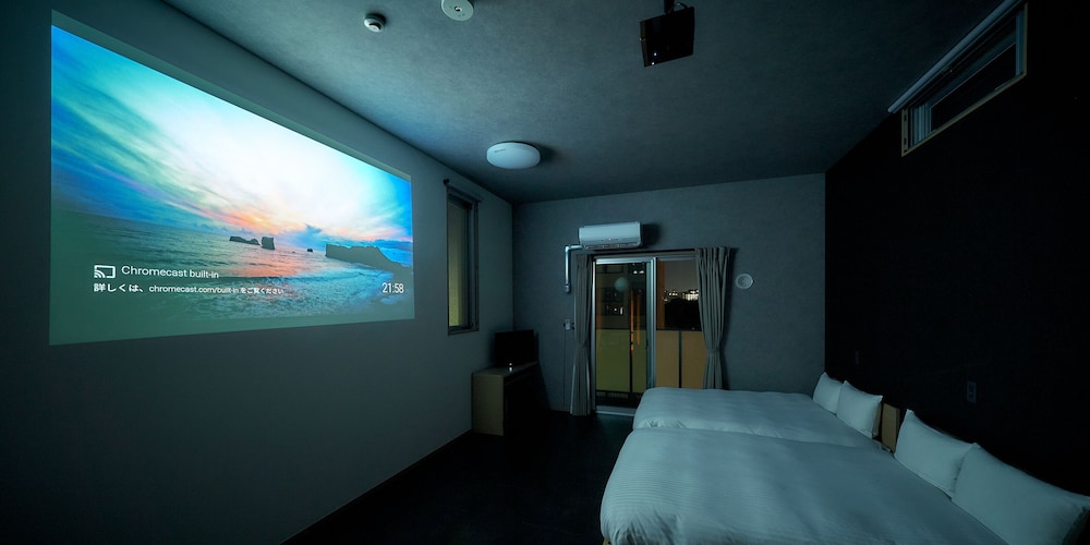 [楽天市場のHOTアイテムが試せるコラボルーム] 禁煙 (202) 客室8 | Rakuten STAY 博多祇園