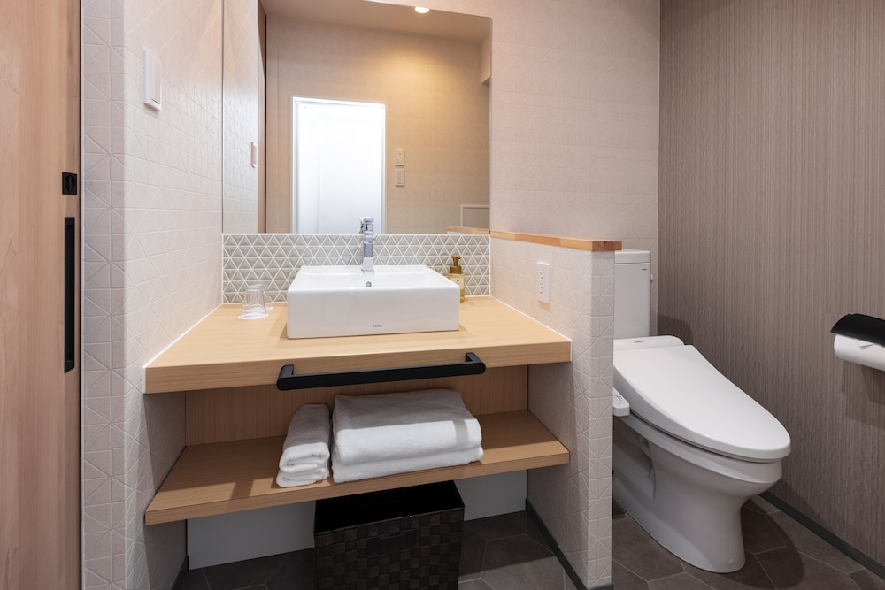 スタンダード ツインルーム 禁煙 バスルーム5 | Rinn 堀川五条