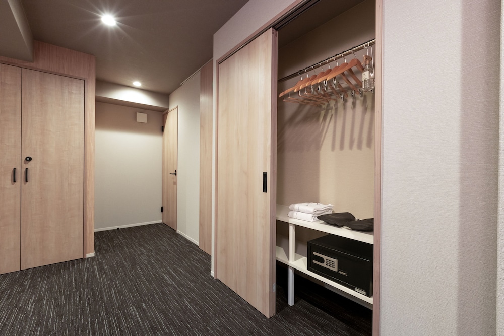 デラックス ツインルーム 禁煙 客室14 | Rinn 堀川五条