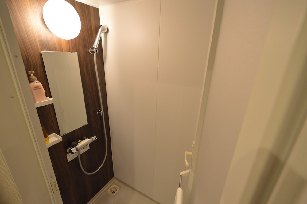 スタンダード ツインルーム 禁煙 バスルーム3 | Rinn 堀川五条