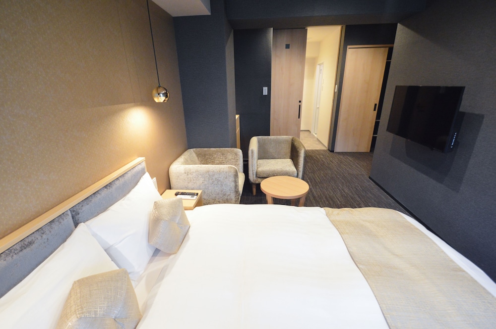 スーペリア ダブルルーム 禁煙 客室4 | Rinn 堀川五条