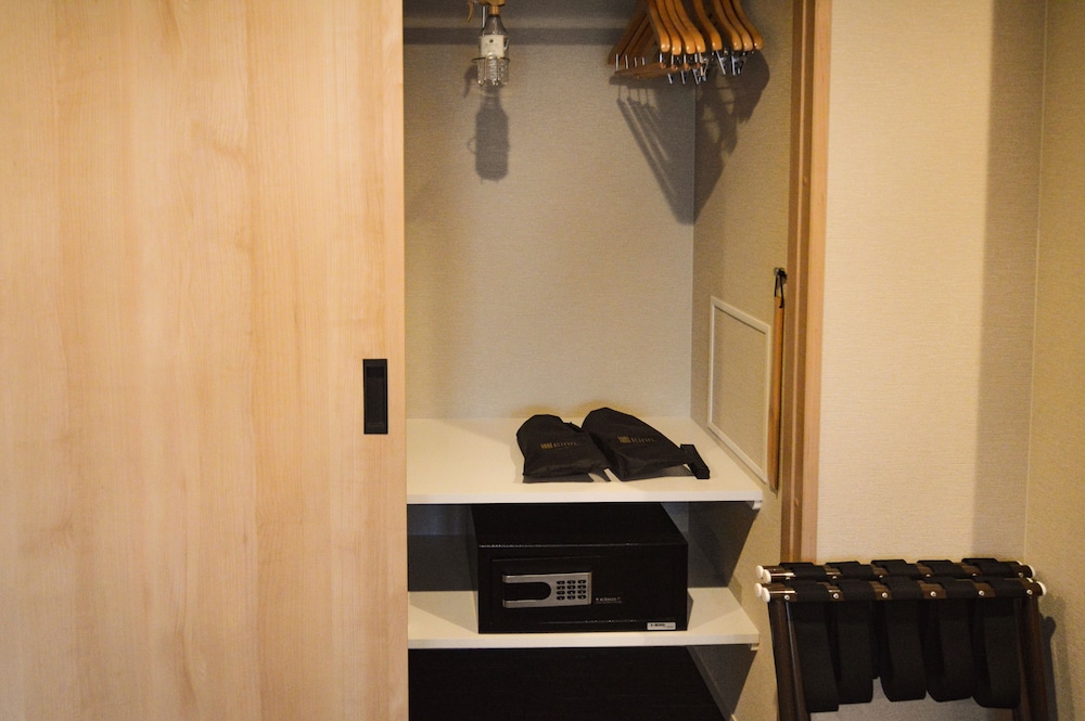 デラックス ツインルーム 禁煙 客室の設備とサービス0 | Rinn 堀川五条