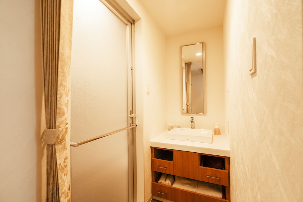 [スカイツリービュー] デラックスツイン 禁煙 2名利用 角部屋 高層階 バスルーム0 | 京成リッチモンドホテル 東京押上