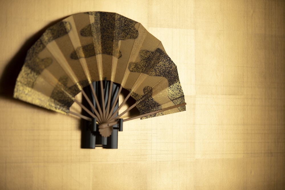 コンフォートクイーン（禁煙） 客室8 | 旅情の宿　ホテル金澤草紙