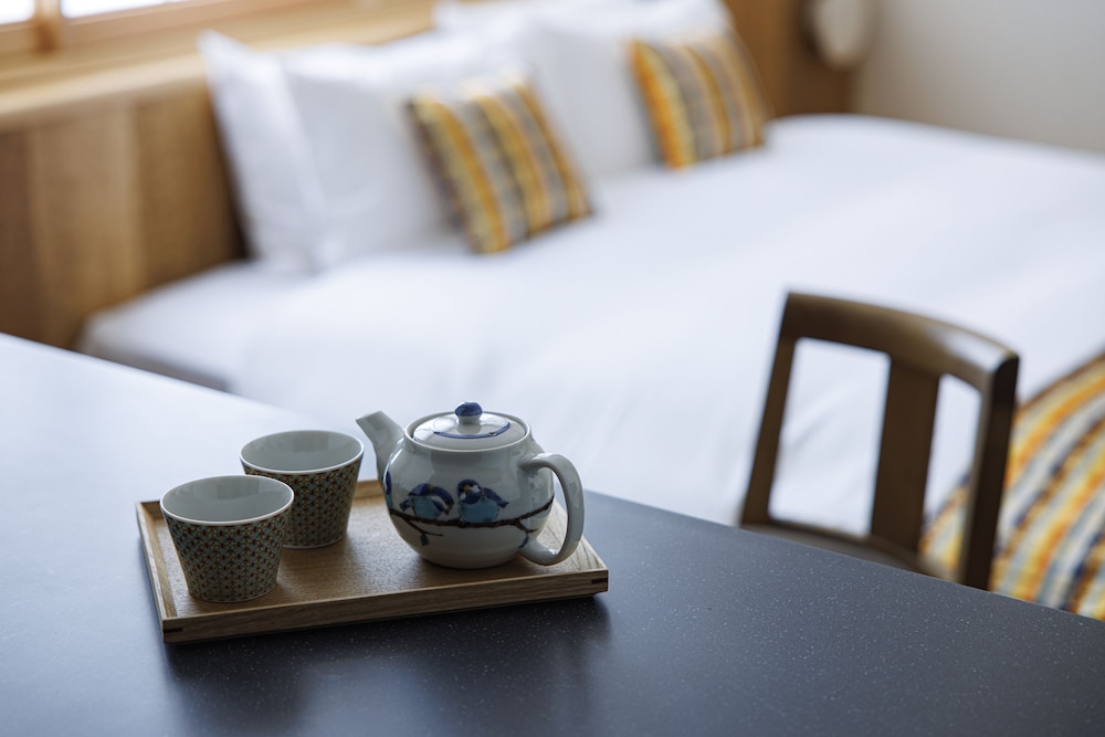 コンフォートクイーン（禁煙） 客室9 | 旅情の宿　ホテル金澤草紙