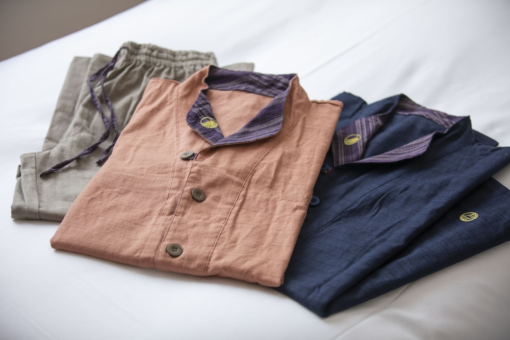 コンフォートクイーン（禁煙） 客室の設備とサービス0 | 旅情の宿　ホテル金澤草紙