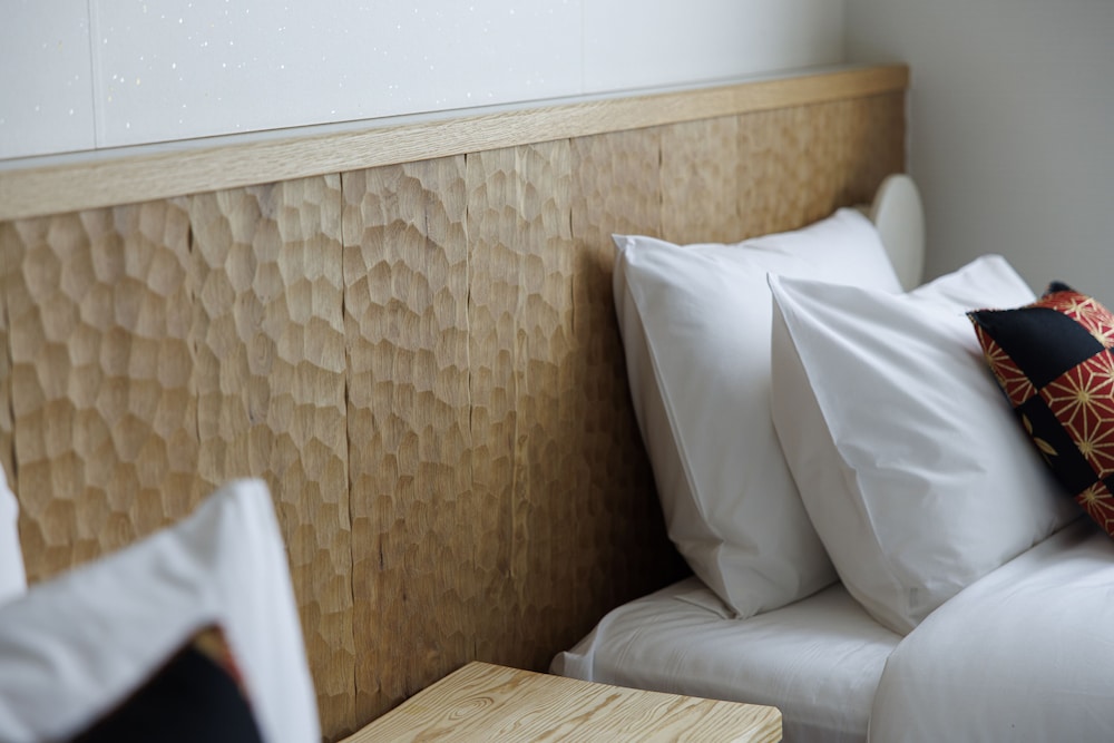 スーペリアツイン（禁煙） 客室15 | 旅情の宿　ホテル金澤草紙