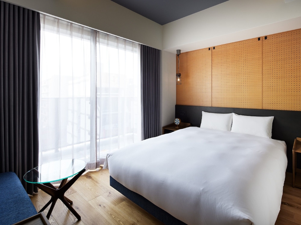 モデレートダブル 禁煙 | ランプ ライト ブックス ホテル 福岡