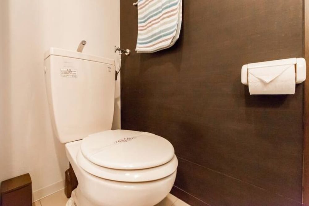 ダブルまたはツインルーム バスルーム0 | ORANGE