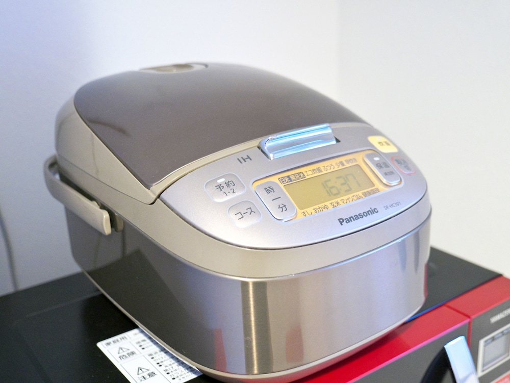 ラグジュアリー アパートメント 禁煙 客室の設備とサービス0 | ケイアイコンホテルズ 丸の内