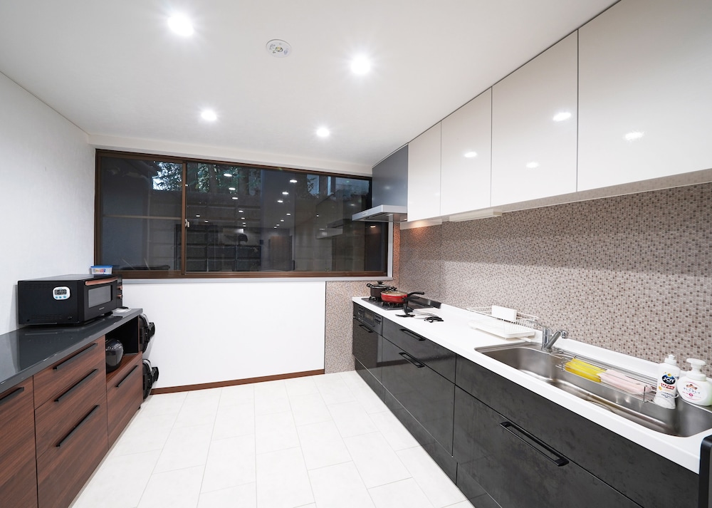 ベーシック ハウス 禁煙 専用キッチン8 | ヴィラ リベルテ箱根強羅