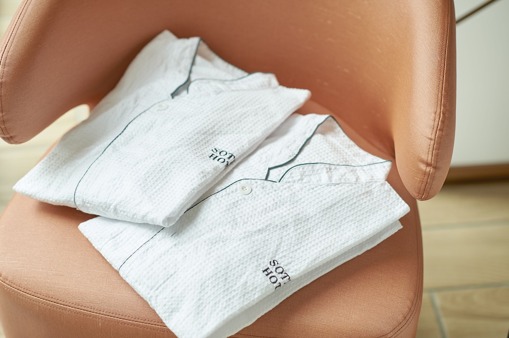 スタンダード ダブルルーム 禁煙 客室の設備とサービス3 | 相鉄フレッサイン大門駅前