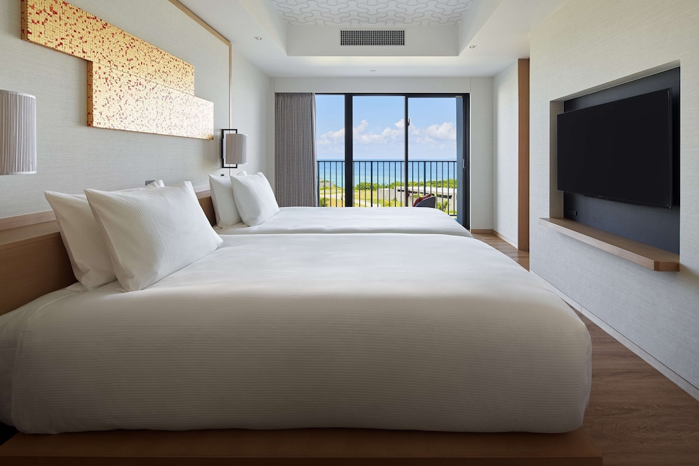 ルーム 2 ベッドルーム オーシャンビュー 客室4 | ザ・ビーチリゾート瀬底 by ヒルトンクラブ