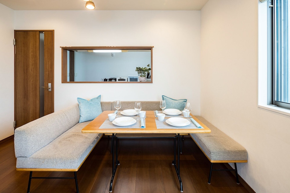 ハウス 禁煙 客室内のダイニングエリア0 | Oceanfront Villa Hale Kahakai