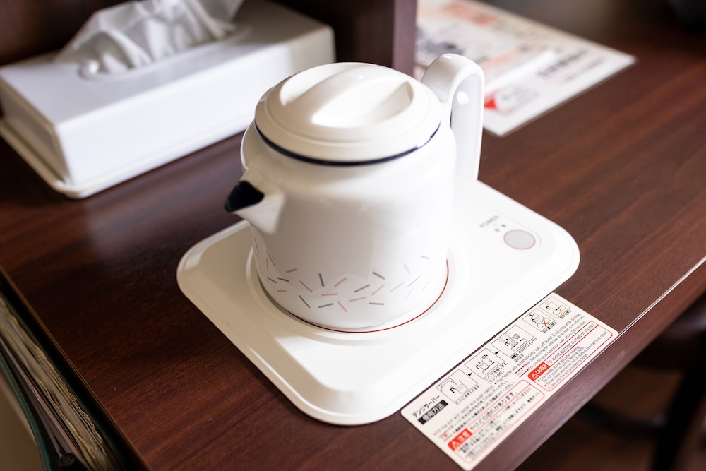 ダブルルーム セミダブルベッド 1 台 禁煙 客室の設備とサービス1 | セントラルホテル磯原