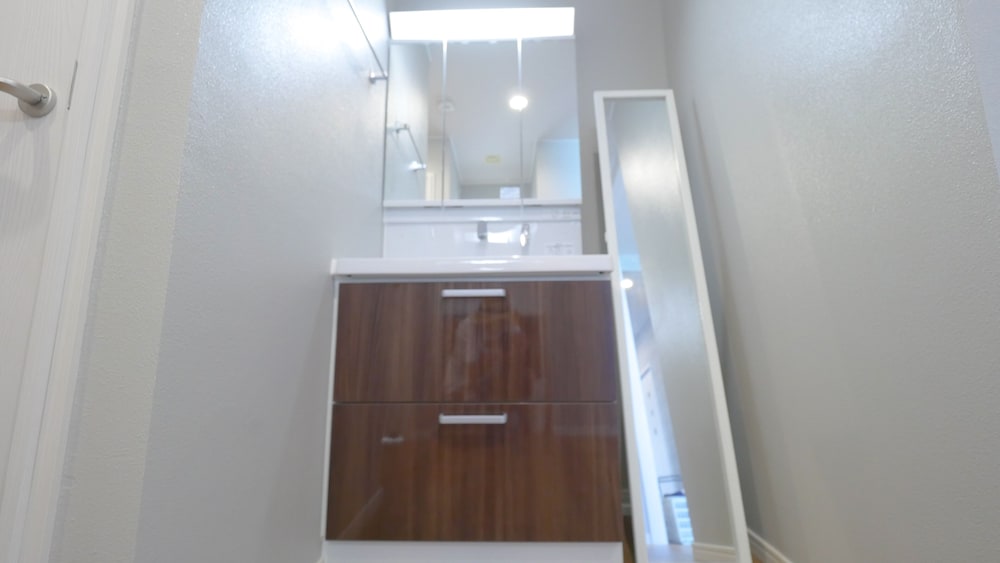 ヴィラ2F 貸切 禁煙 バスルーム1 | Ocean View/ Rooftop sauna &BBQ/ 12 People/PADEL 2F