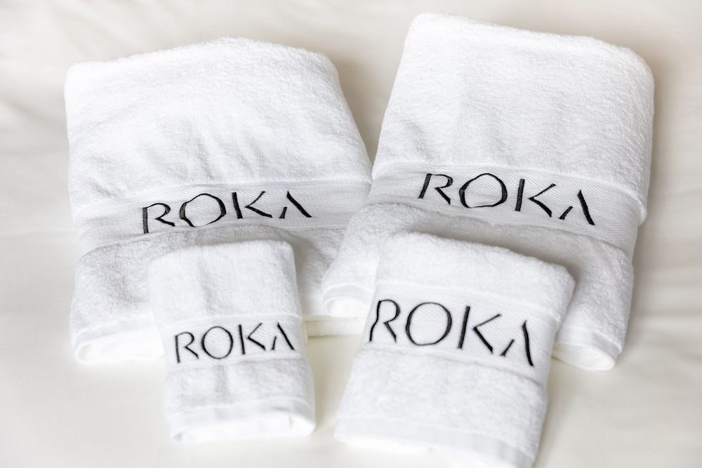 アパートメント 2 ベッドルーム (ROKA) バスルームの設備0 | ROKA