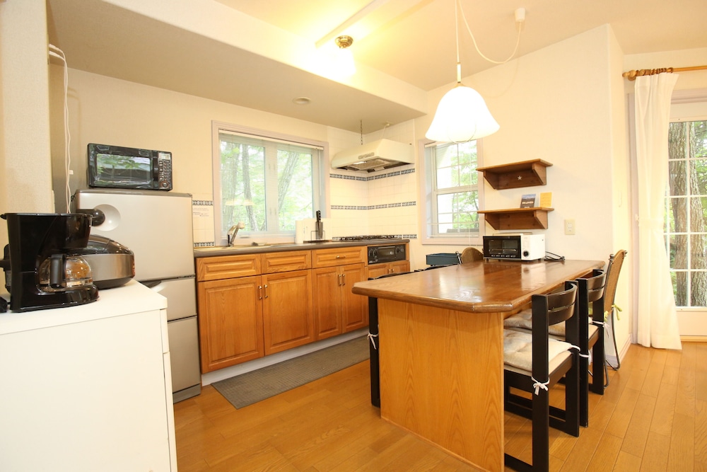 ダイニングルーム1 | リッキーハウス白馬