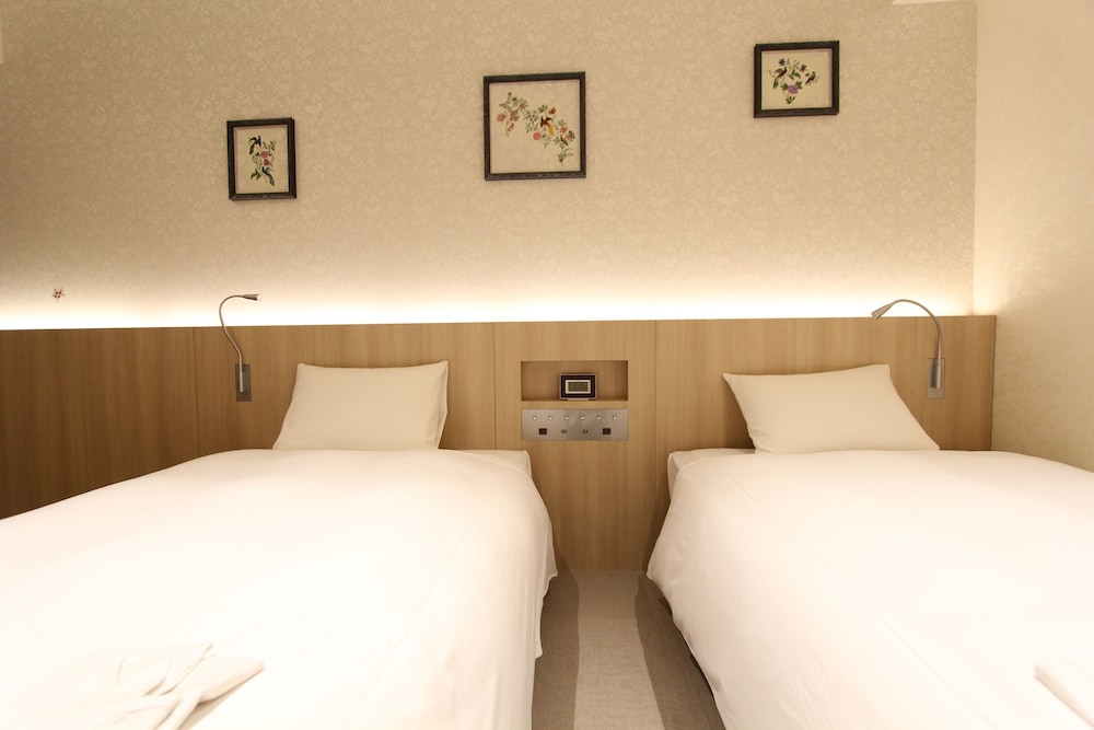 デラックス ツインルーム 禁煙 客室1 | KOKO HOTEL 大阪なんば 恵美須町