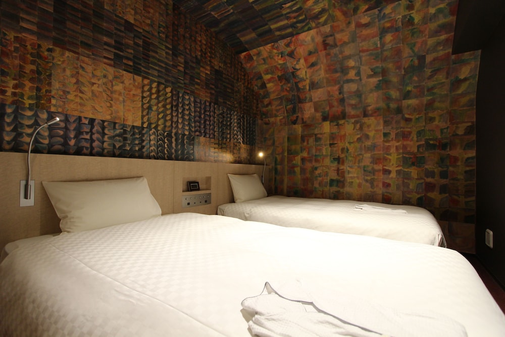デラックス ツインルーム 禁煙 客室9 | KOKO HOTEL 大阪なんば 恵美須町