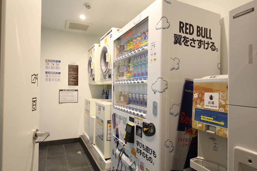 自動販売機1 | KOKO HOTEL 大阪なんば 恵美須町 自動販売機1 | KOKO HOTEL 大阪なんば 恵美須町