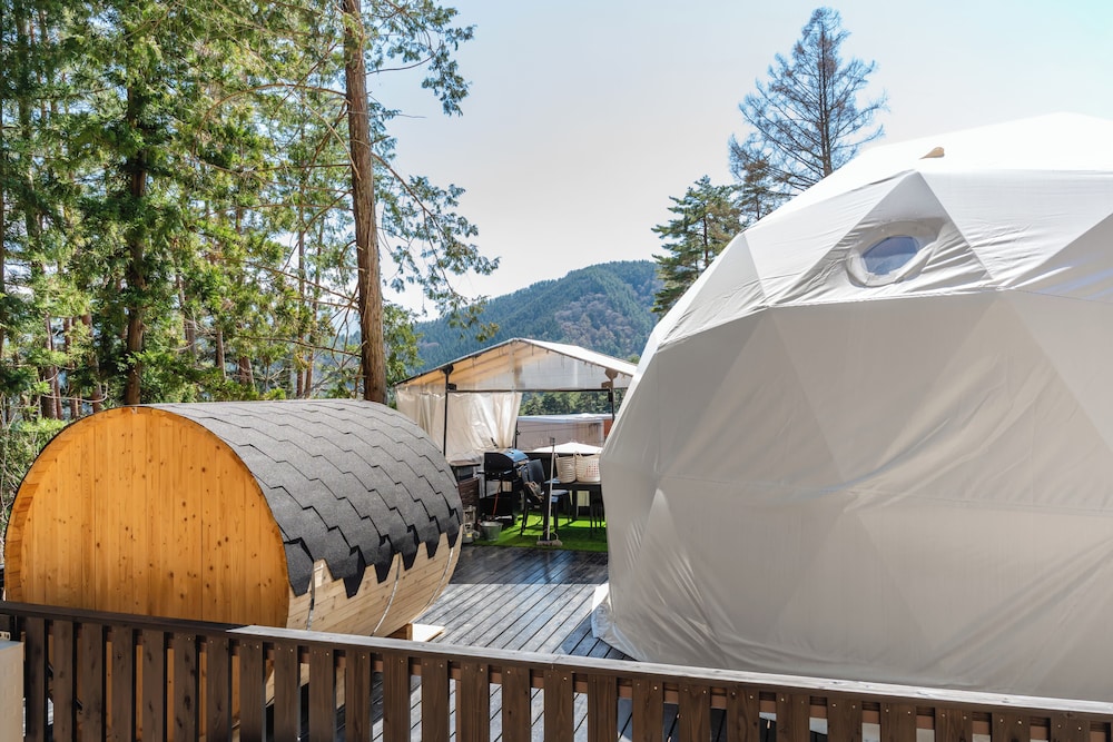 Luxury Dome Mars ベッド6台 禁煙（ペット不可） 客室19 | TOCORO. Mt.Fuji CAMP&GLAMPING